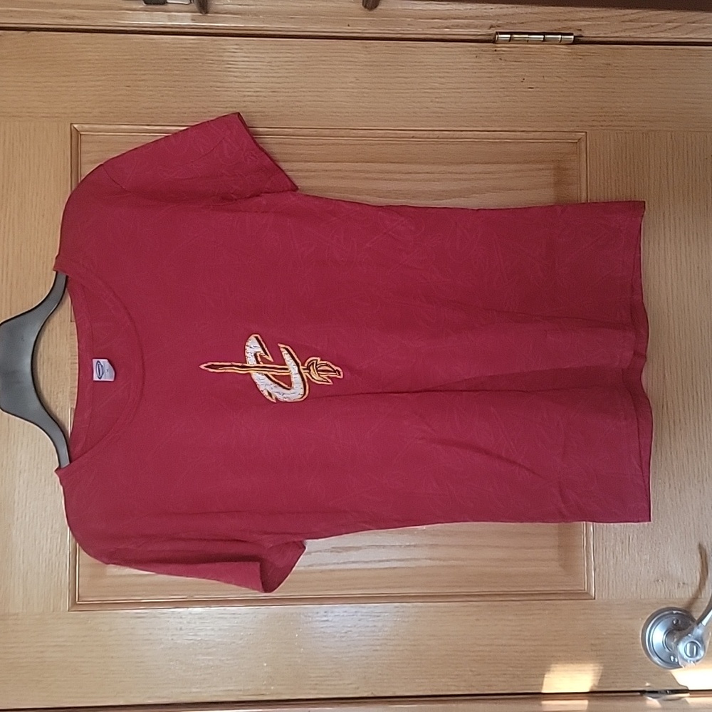 Cleveland Cavaliers XL top